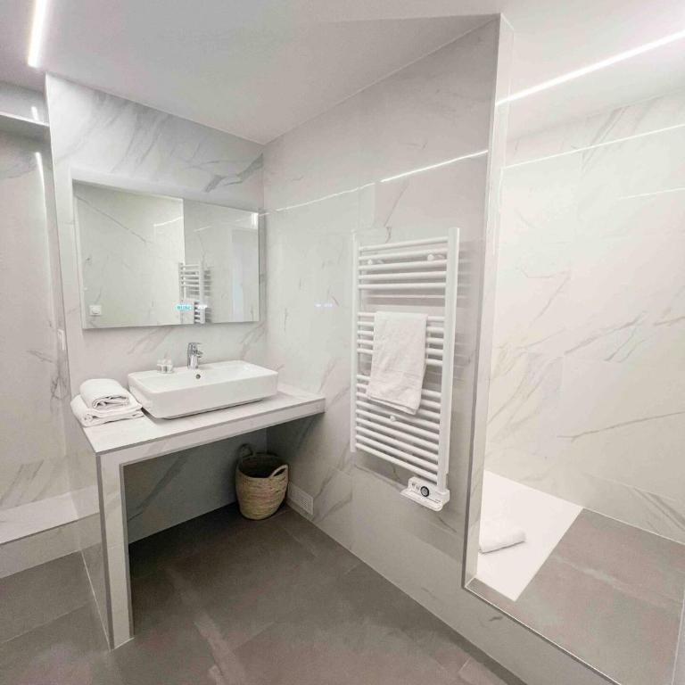 50m2 rue rambuteau/Pompidou/Marais/Hôtel de Ville - Apartment - 25
