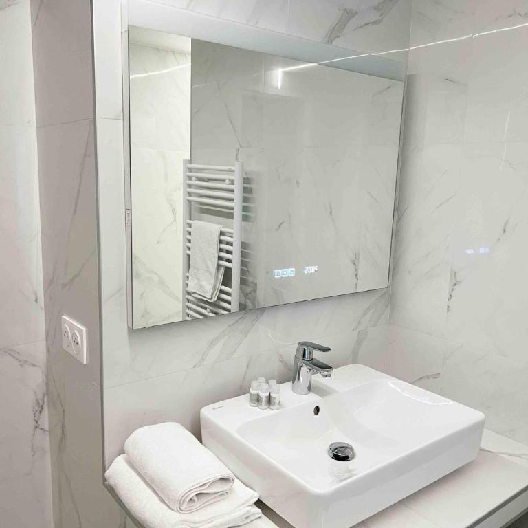 50m2 rue rambuteau/Pompidou/Marais/Hôtel de Ville - Apartment - 20