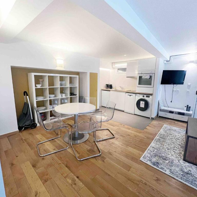 50m2 rue rambuteau/Pompidou/Marais/Hôtel de Ville - Apartment - 42
