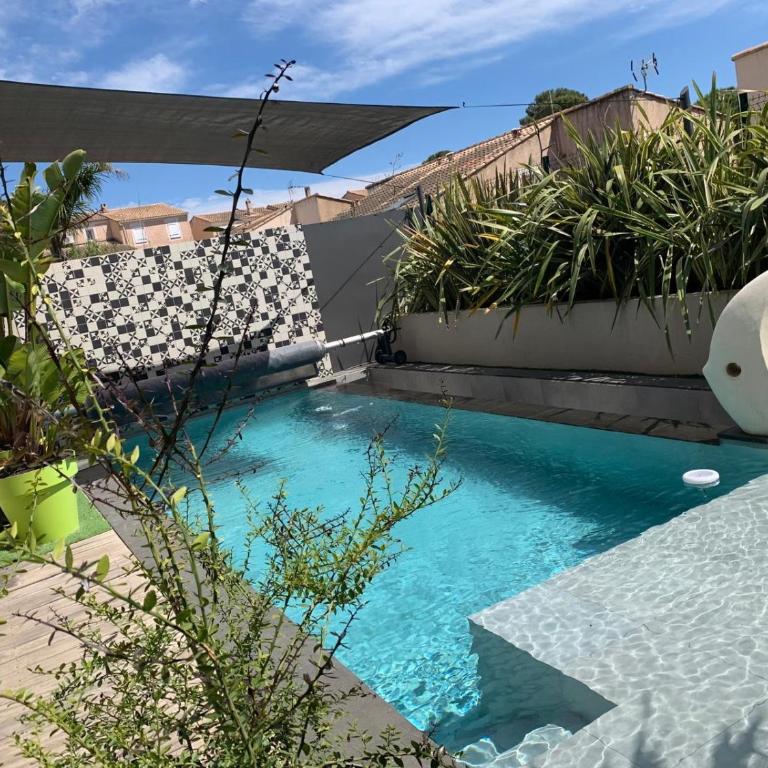 Villa Marina - Doppelzimmer mit Gartenblick - 13