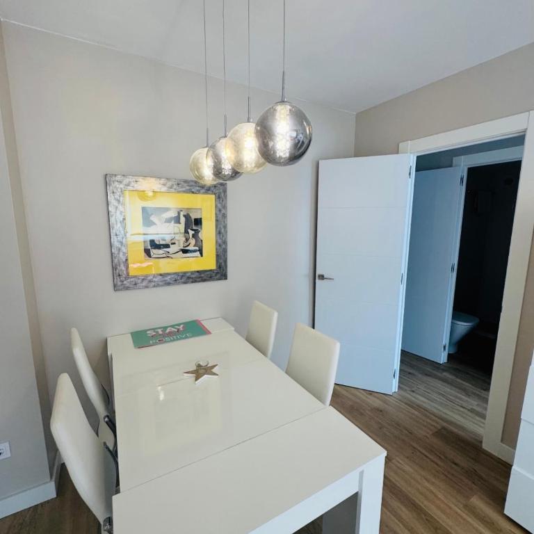 Lujoso piso enfrente de playa de Fenals, 2 terrazas - Apartamento de 1 dormitorio - 7