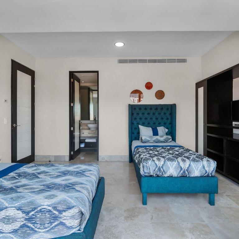 Deck12 Casino and Resort by Monyxbnb - Two-Bedroom Deluxe Apartment with Harbour View - 31