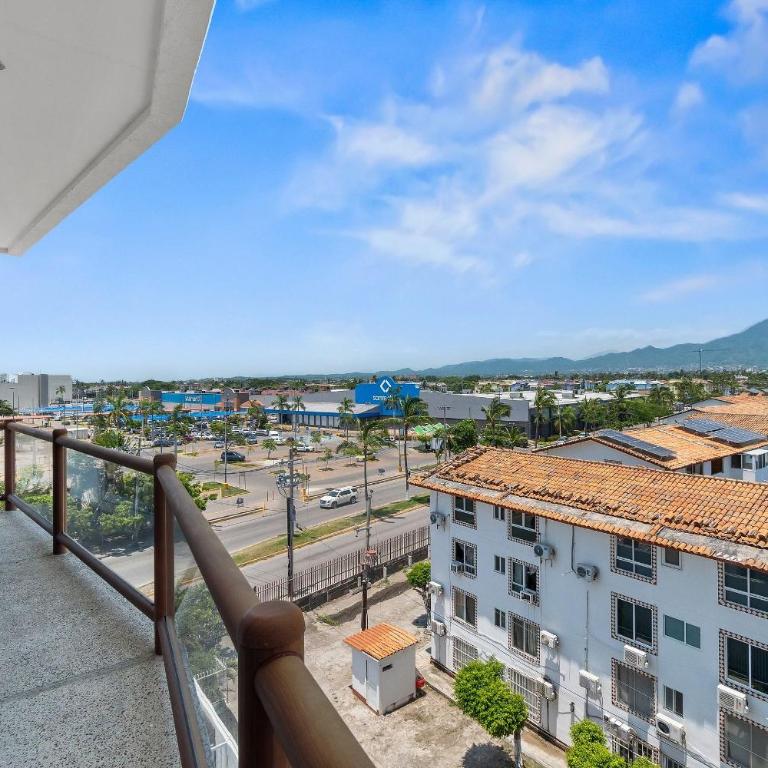Deck12 Casino and Resort by Monyxbnb - Two-Bedroom Deluxe Apartment with Harbour View - 37