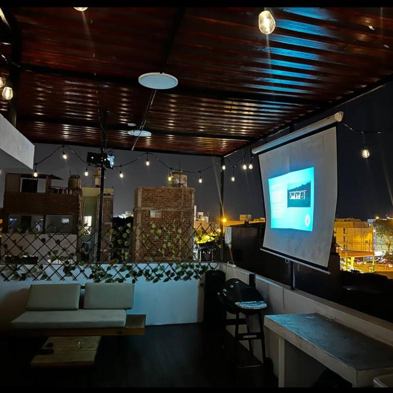 House in Barranco, Hot Tub & Rooftop Cinema, 11 P - Four-Bedroom House - 19
