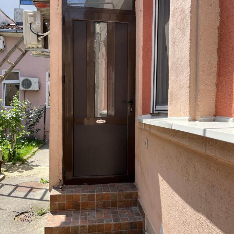 Miran Stan u Srcu Grada - One-Bedroom Apartment - 14