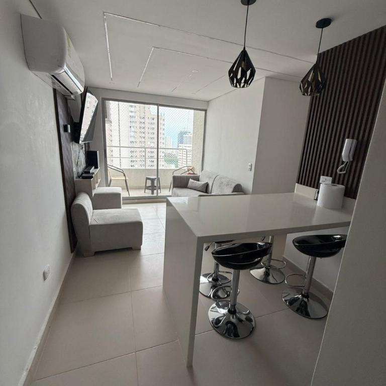 Cartagena Mood ON - Three-Bedroom Apartment - 4