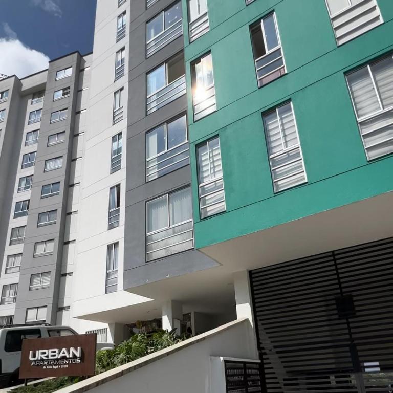 Urban Apartamentos Modernos Full Equipados de 2 y 3 habitaciones Sector CC Fundadores U Autónoma Manizales - Apartamento de 2 dormitorios con vistas - 1
