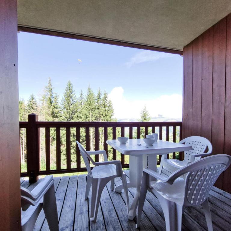 Résidence Roselend - Charmant appartement de 3 pièces situé dans une résidence au village du Chantel, proche des pistes et avec piscine. MAE-4441 - Appartement - 1