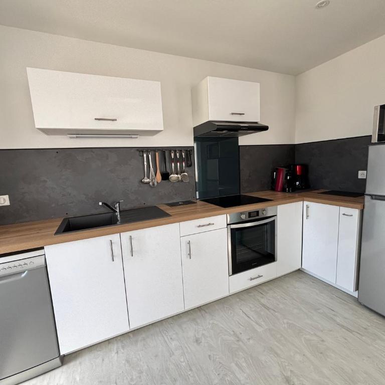 Maison rénovée 4 pers – Cour fermée et parking - FR-1-197-632 - Ferienhaus - 13