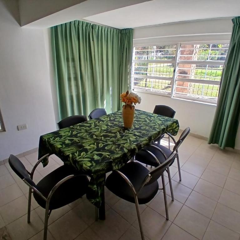 Gran casa junto al lago - Casa de 3 dormitorios - 2