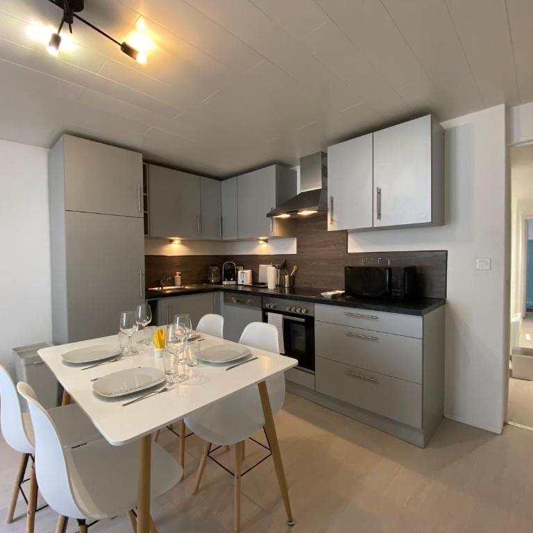 Appart Hotel - Les Cosy De Nancy - Place du marché, proche gare - Appartement 3 Chambres - Étage Supérieur - 7