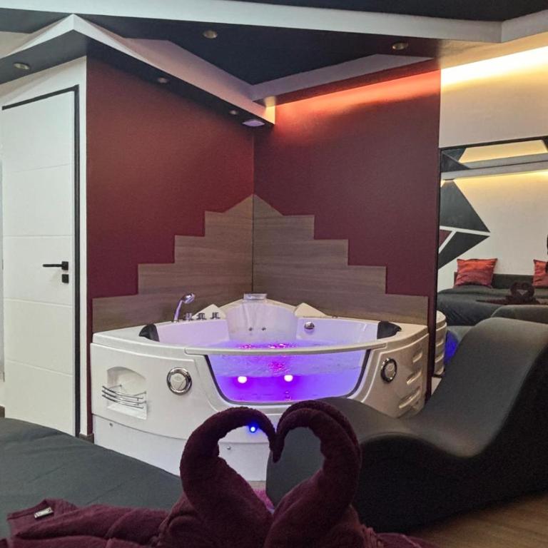 Redroom Spa privatif & nuit romantique à deux - Appartement 1 Chambre - 31