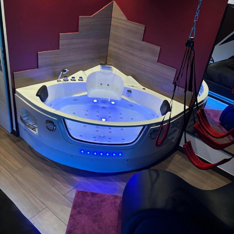 Redroom Spa privatif & nuit romantique à deux - Appartement 1 Chambre - 13