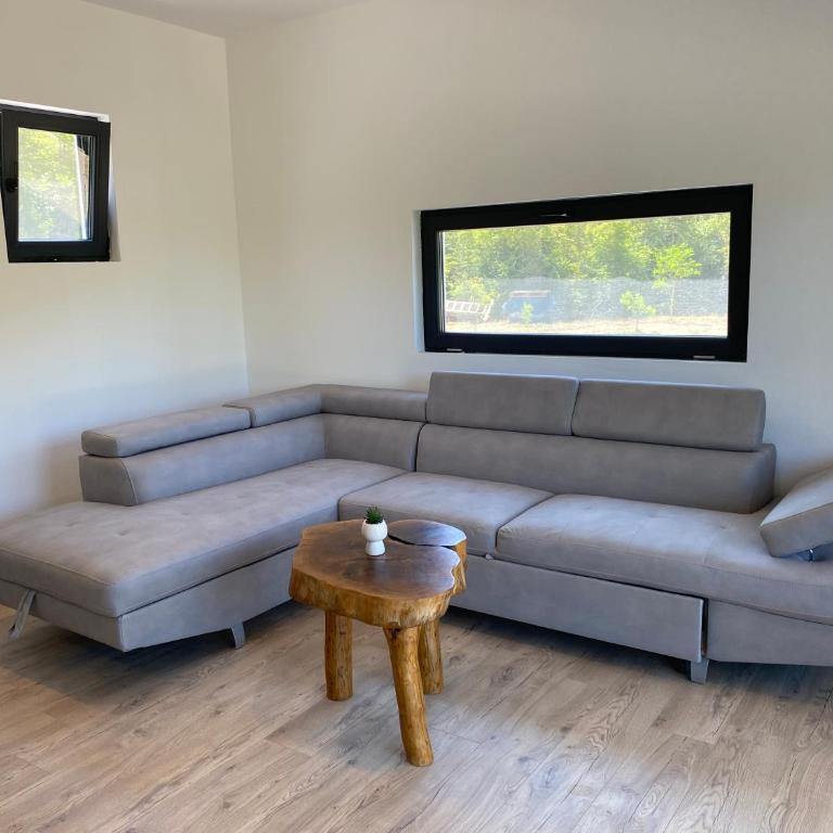 Maginja - Two-Bedroom House - 12