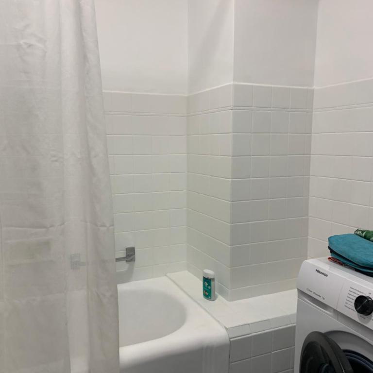 Spacious appartement near the beach - One-Bedroom Apartment - 13