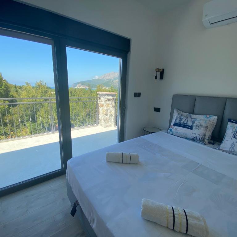 Maginja - Two-Bedroom House - 14