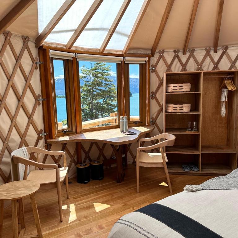 Patagonia Camp - Habitación Doble Deluxe con vistas al lago - 1 o 2 camas - 1