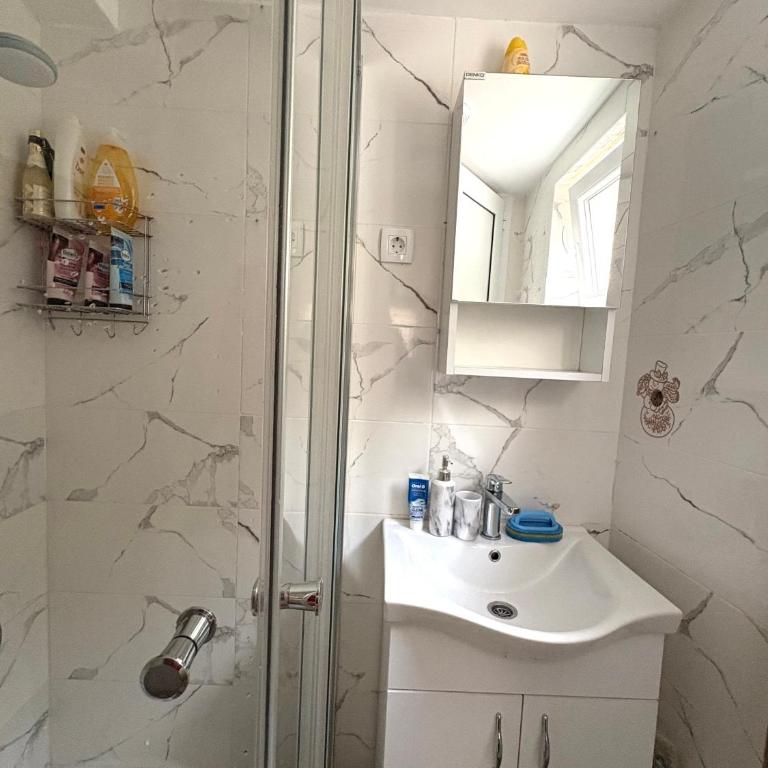 Nina apartman - One-Bedroom Apartment - 22