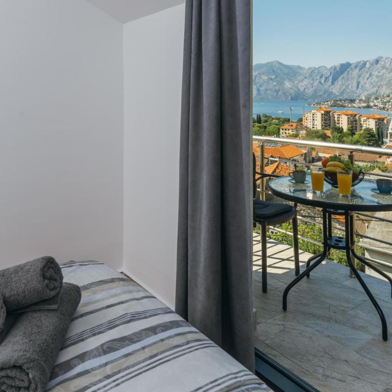 Monte Bay Apartments - Two-Bedroom Apartment with City View - 13