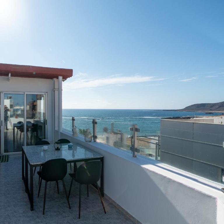 Canteras Ocean Terrace - Atico con terraza y vistas a las Canteras - Apartamento de 1 dormitorio - 2