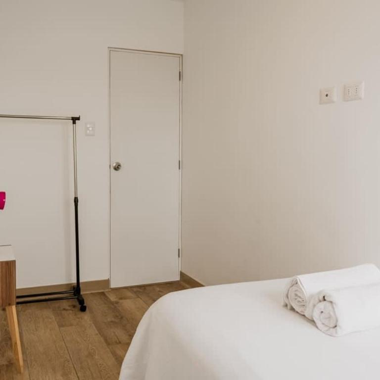 Polished 2BR with Balcony in San Isidro - Apartment - 19