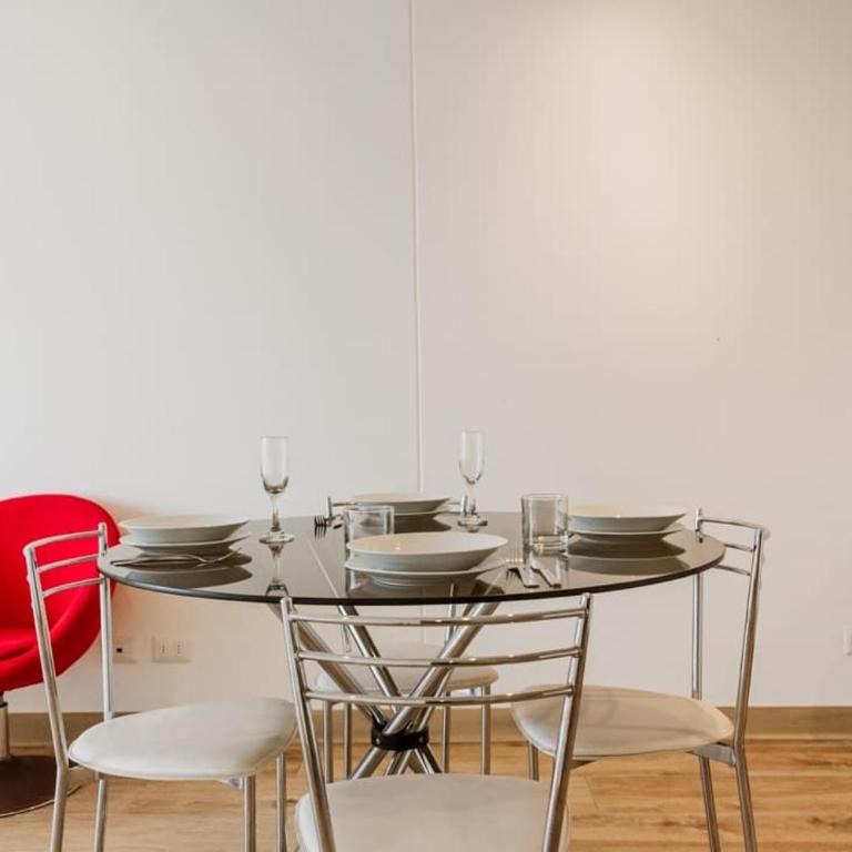 Polished 2BR with Balcony in San Isidro - Apartment - 37