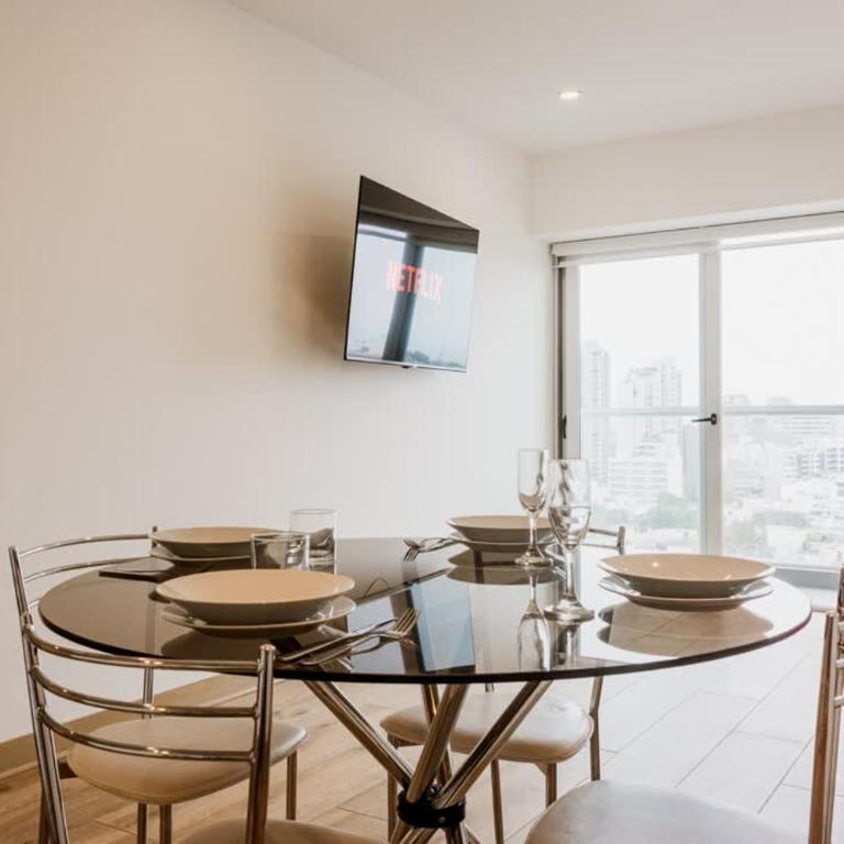 Polished 2BR with Balcony in San Isidro - Apartment - 7