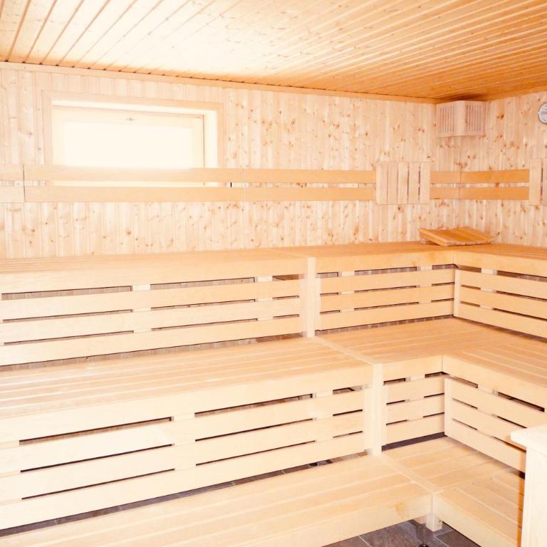 Ferienwohnung Alpenruhe mit traumhaften Bergblick, Pool & Sauna - Apartment mit 1 Schlafzimmer - 6