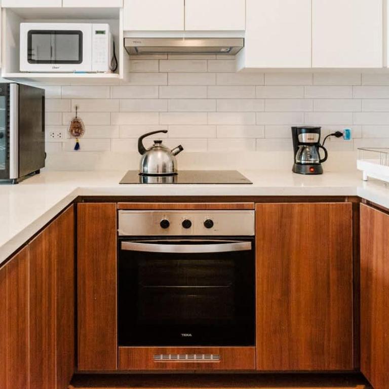 Bright 1BR with Gym and Chill Terrace - Apartamento - 10