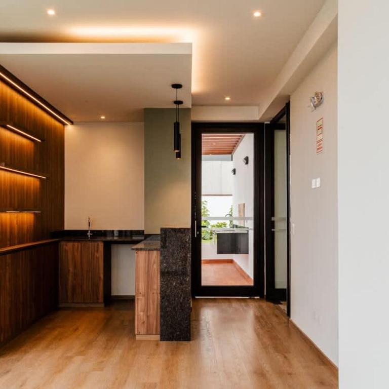 Bright 1BR with Gym and Chill Terrace - Apartamento - 24