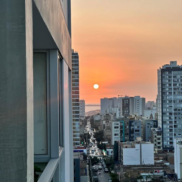 Appealing 3BR with Beautiful View in Magdalena - Apartment - 28