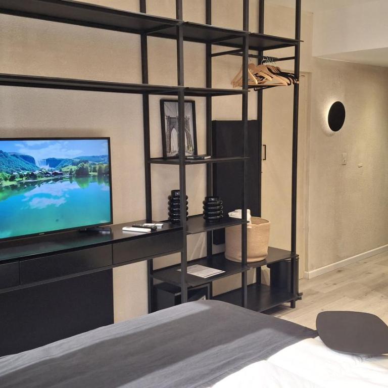 Comodidad y belleza, seguridad 24hs, céntrico, cochera, zona Galerías Pacífico y Obelisco - Apartamento de 1 dormitorio - 13
