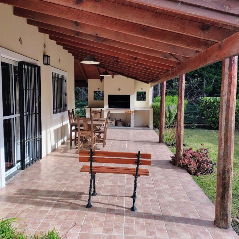 Casa con amplio jardin, Las Lomas Miramar, - Casa de 2 dormitorios - 26