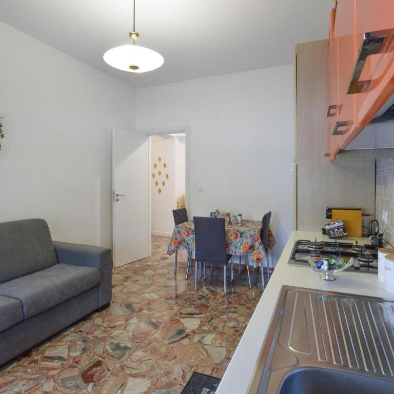 1 Bedroom Stunning Apartment In Reggio Calabria - Appartamento con 1 Camera da Letto - 2