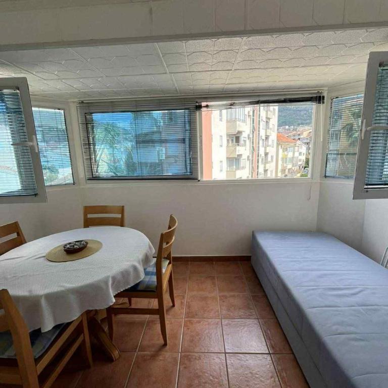 Marko's place - Two-Bedroom Apartment - 5
