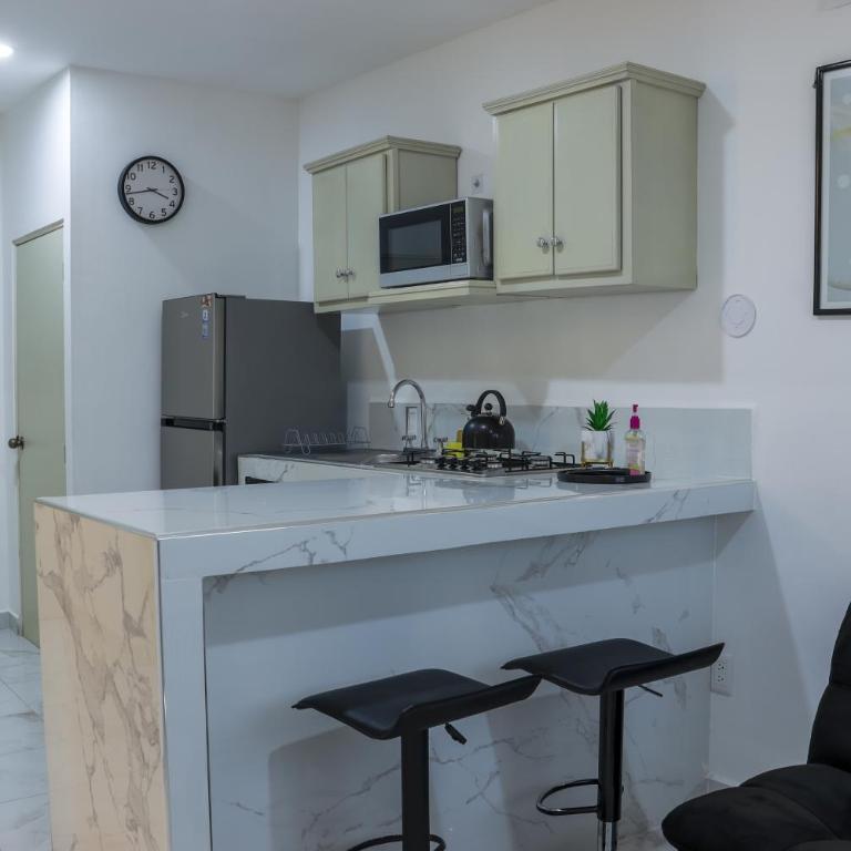 Hermoso departamento a 5 min de Zona Dorada - Two-Bedroom Apartment - 5