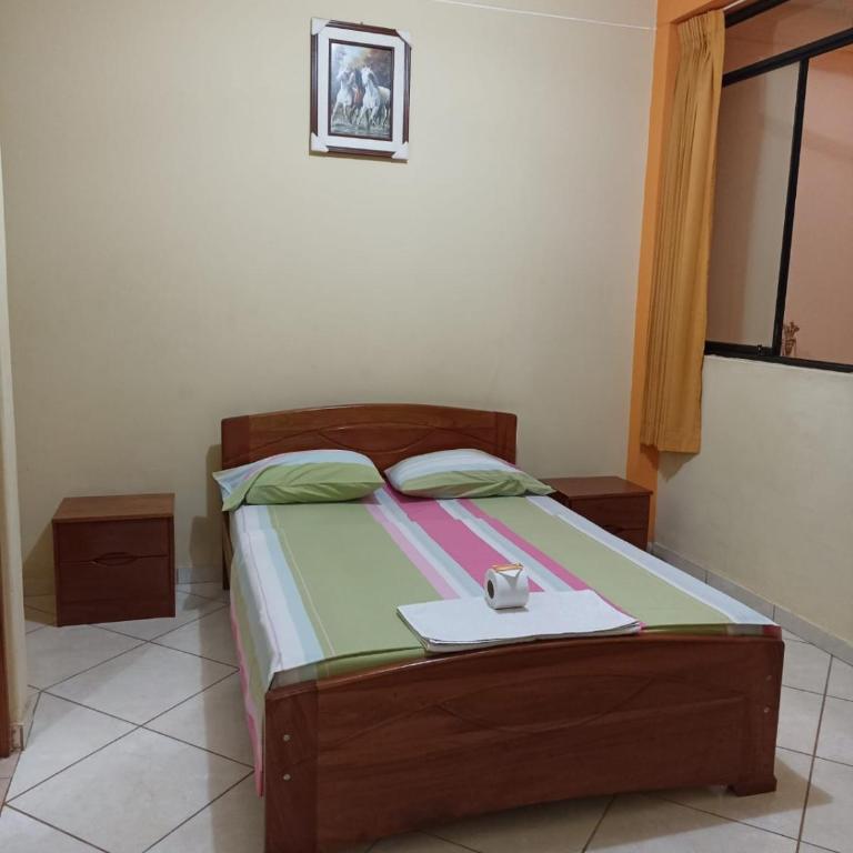 Hospedaje Momentos - Habitación Doble con baño privado - 8