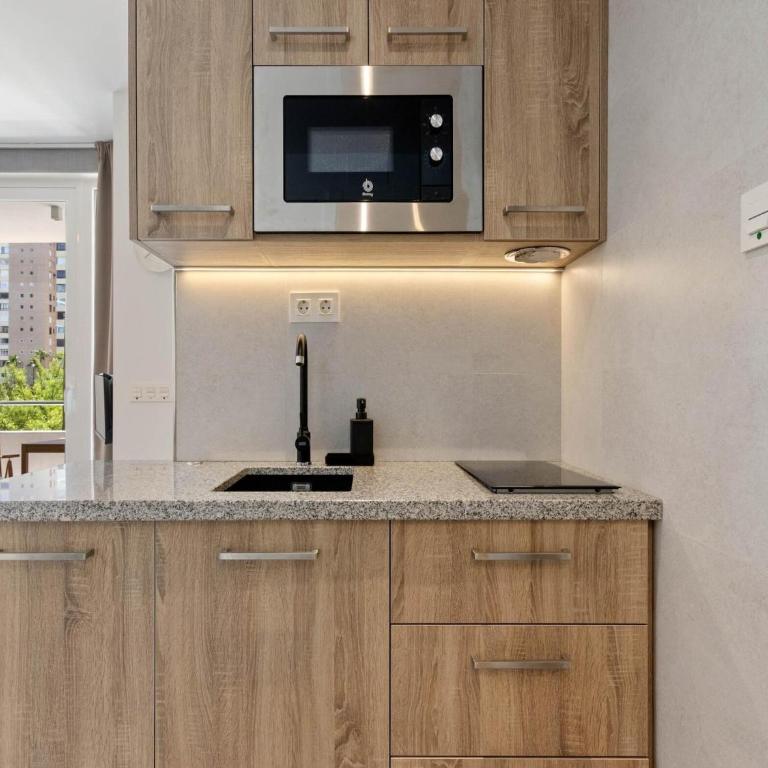 Sunny Apartment near Playamar Beach - Apartment mit 2 Schlafzimmern - 18