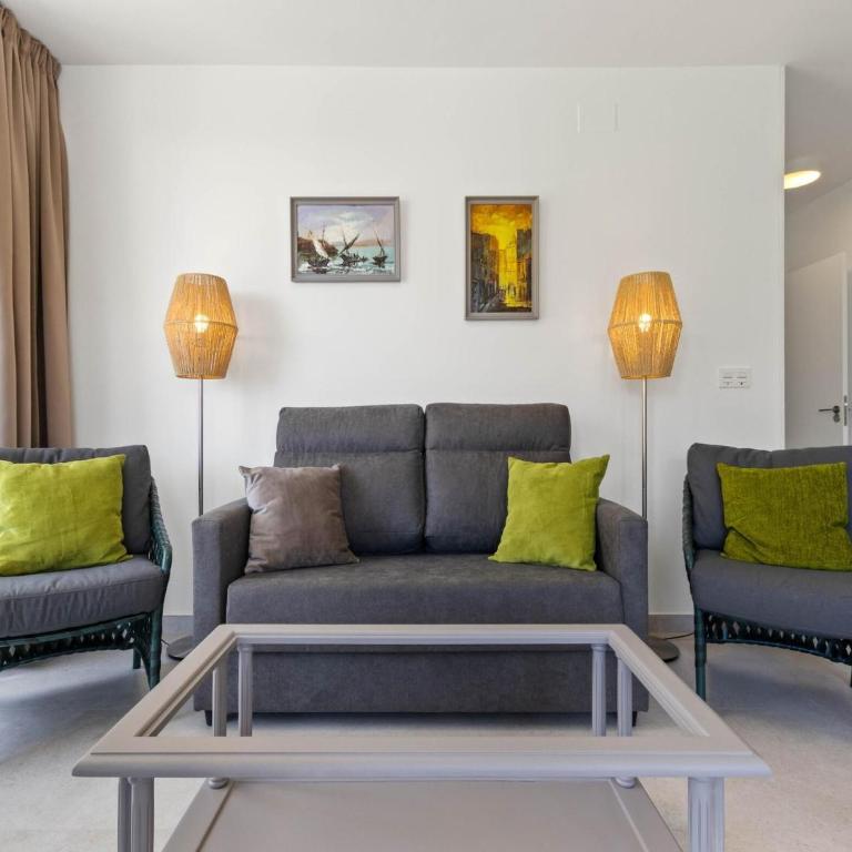 Sunny Apartment near Playamar Beach - Apartment mit 2 Schlafzimmern - 3