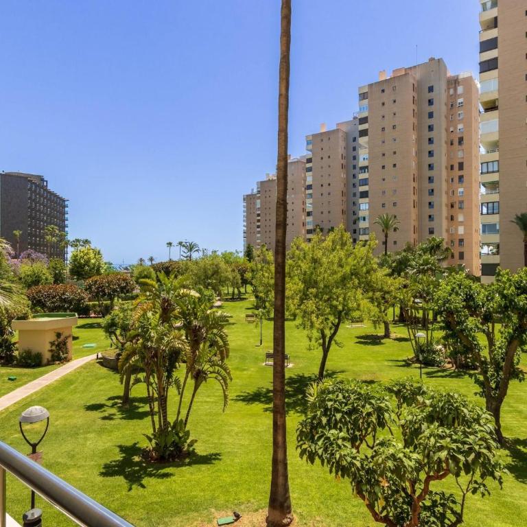 Sunny Apartment near Playamar Beach - Apartment mit 2 Schlafzimmern - 33