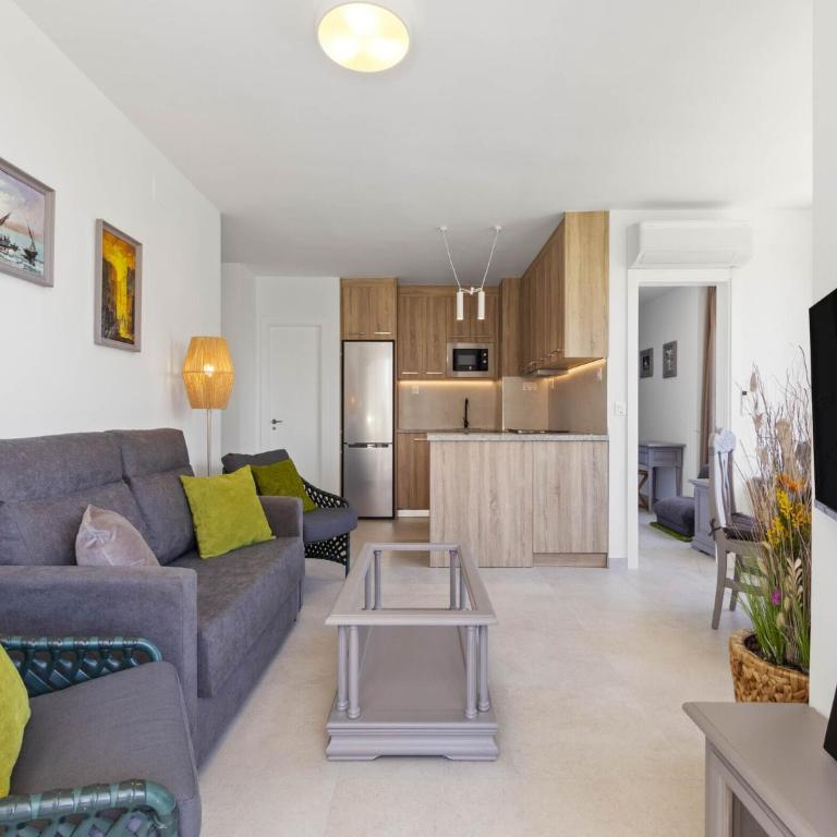 Sunny Apartment near Playamar Beach - Apartment mit 2 Schlafzimmern - 8