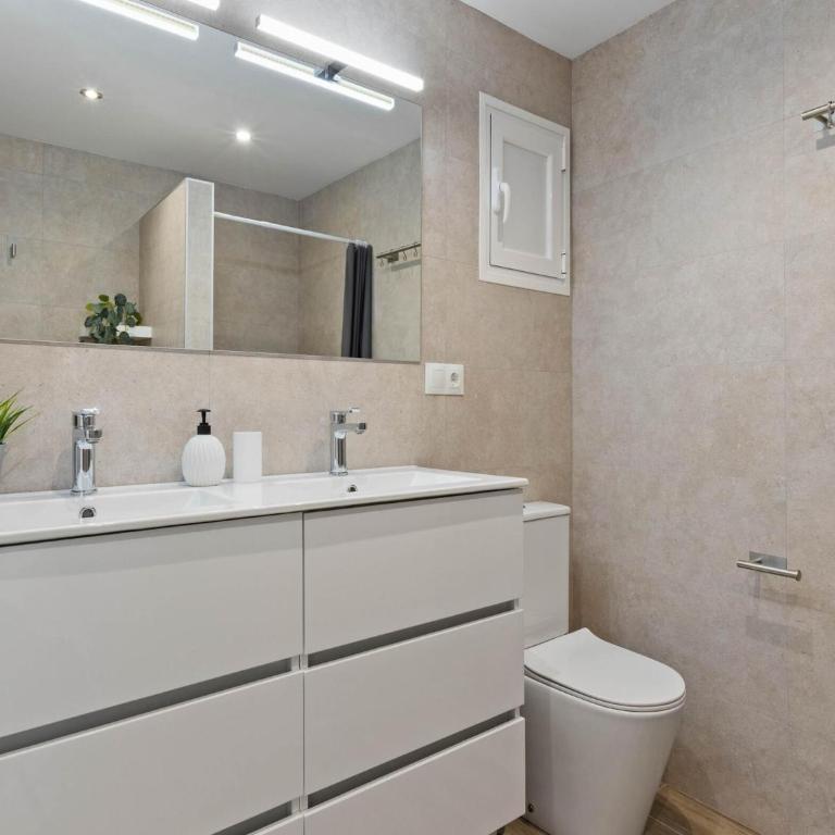 Apartment with Terrace near the Sea - Appartamento con 2 Camere da Letto - 12