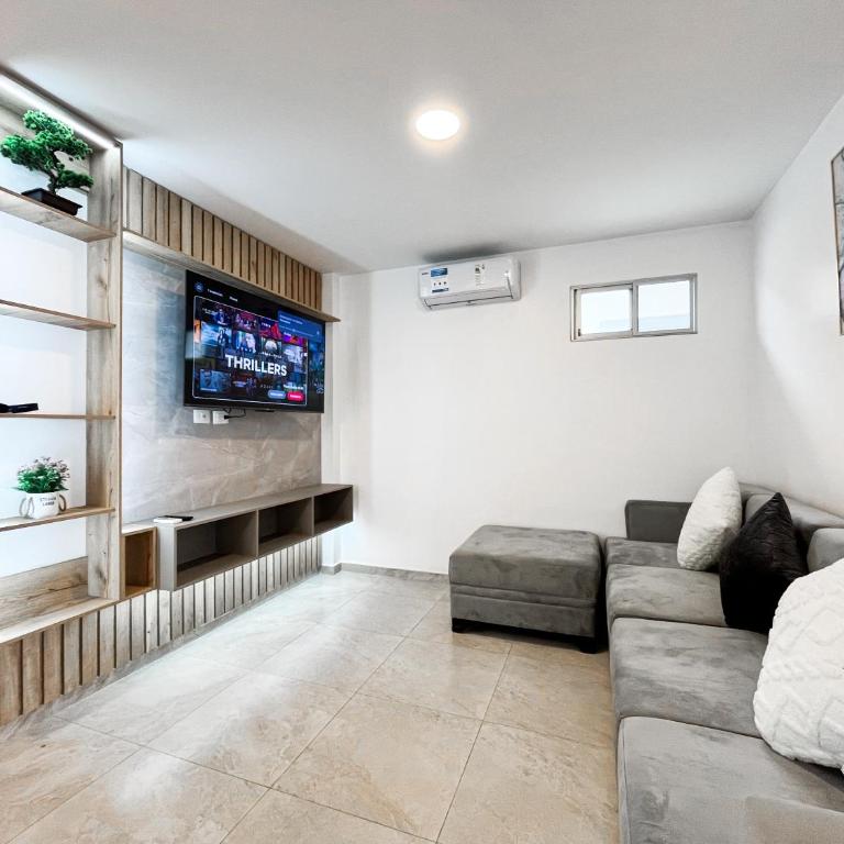 Casa de Lujo, Parking, Piscina, Gym, Juegos - Villa - 15