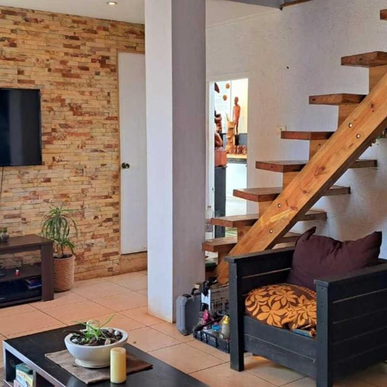 Te Maori House - Three-Bedroom House - 4