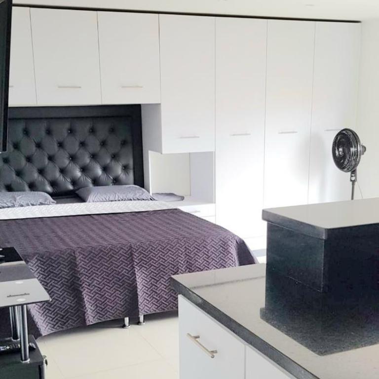 Apartaestudio la Frontera Poblado - Apartamento de 1 dormitorio - 1