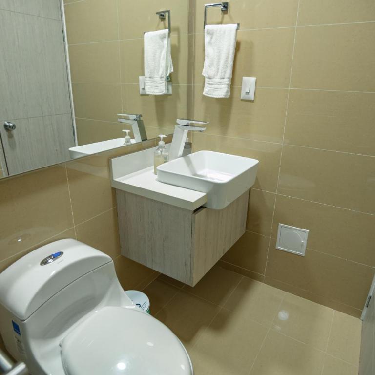 No disponible - Two-Bedroom Apartment - 7