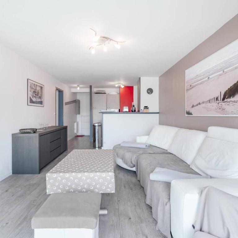 Appartement moderne au centre-ville avec balcon et wifi - FR-1-821-44 - Apartamento - 2