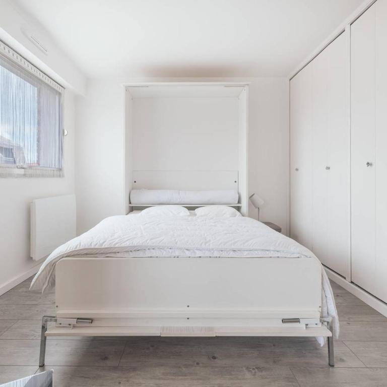Appartement moderne au centre-ville avec balcon et wifi - FR-1-821-44 - Apartamento - 5