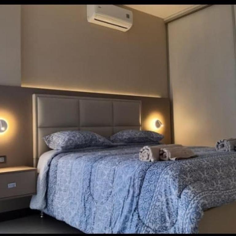 Amplio departamento de LUJO en la mejor zona - Apartamento con terraza - 4