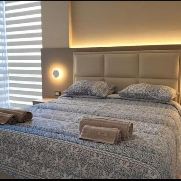 Amplio departamento de LUJO en la mejor zona - Apartamento con terraza - 5